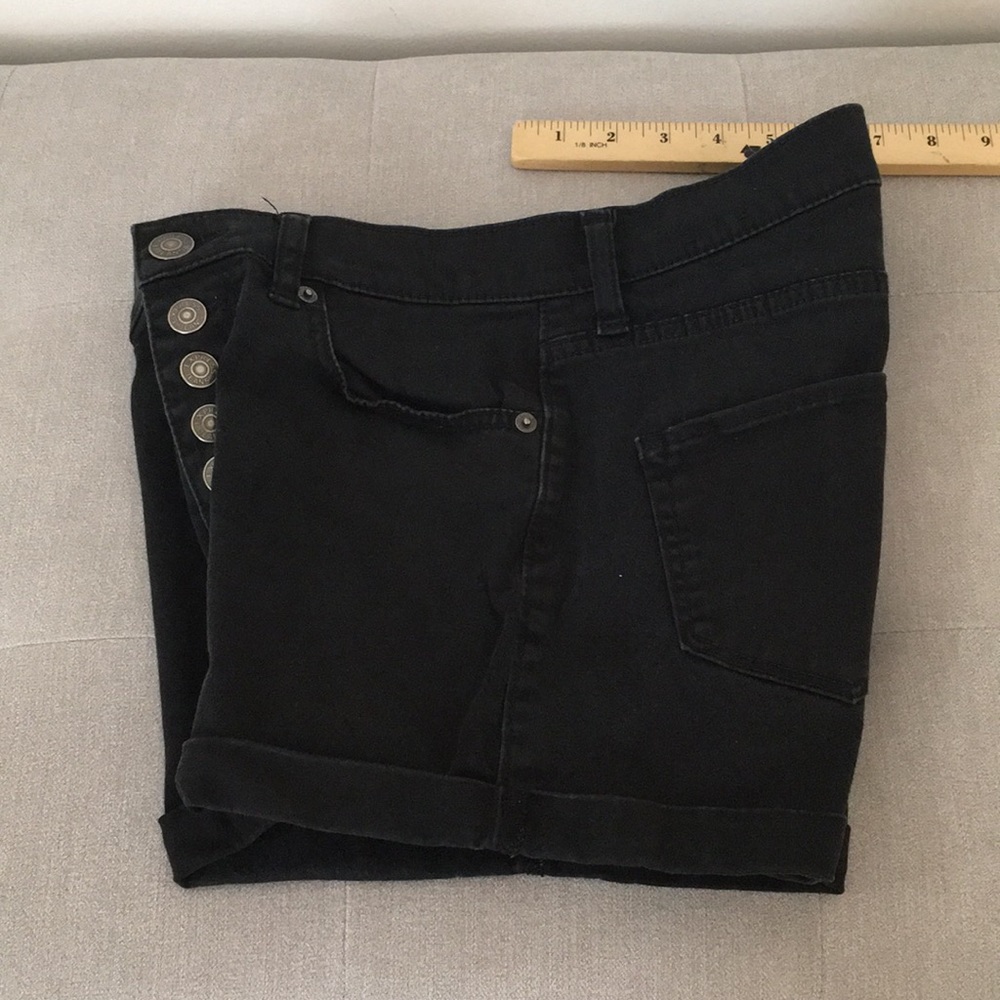 Express shorts. - Picture 6 of 6